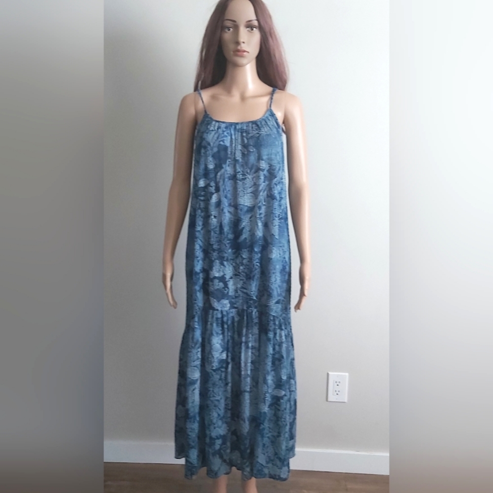 Zara blue floral crepe maxi dress spaghetti straps